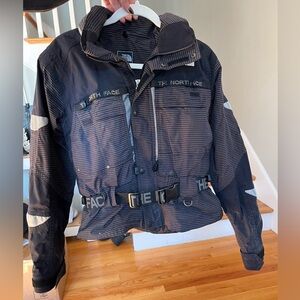 The Northface Steep Tech Woman’s Vintage Ski Snowboard Jacket